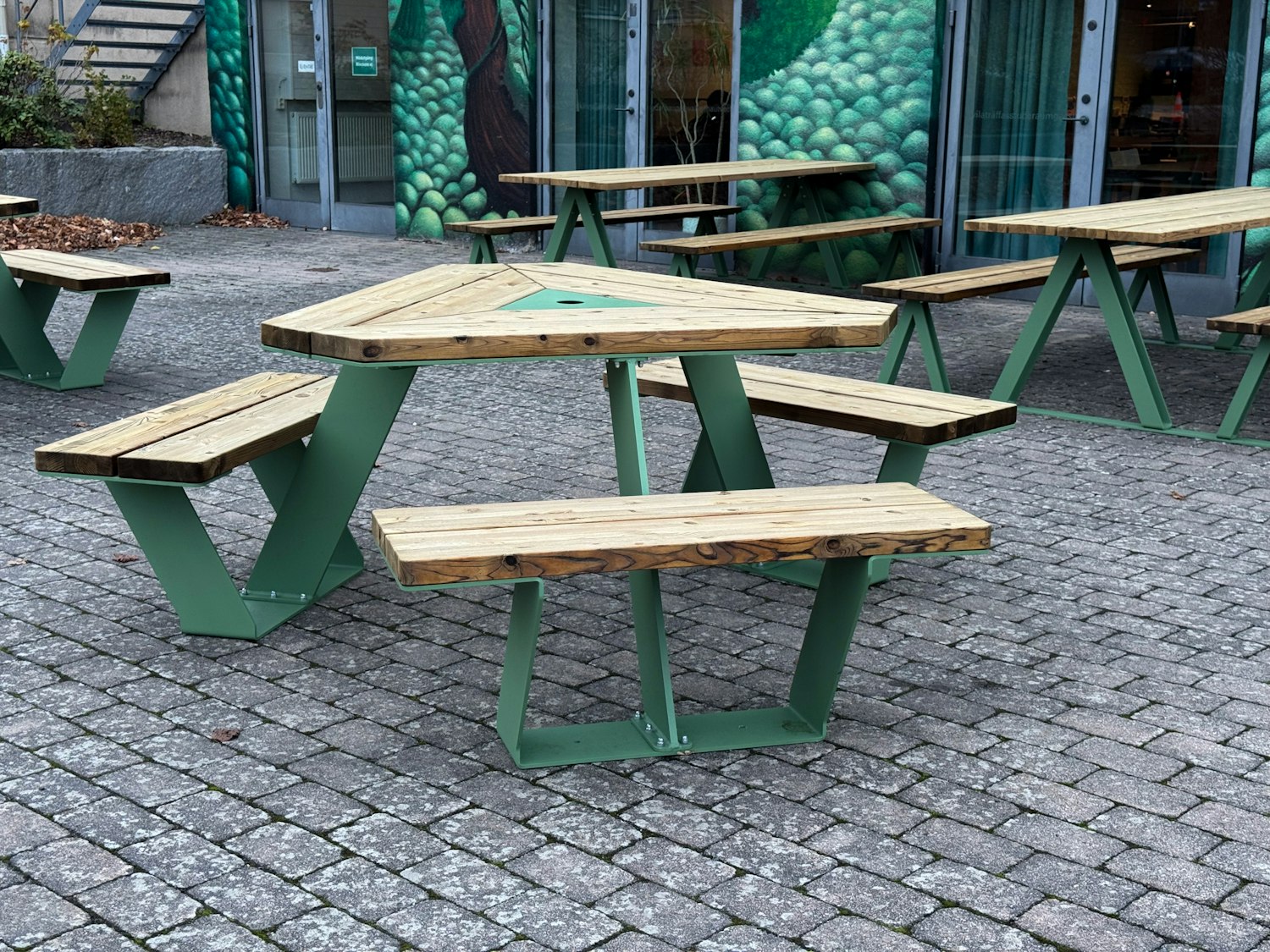 soma-two-bänkbord-triangel