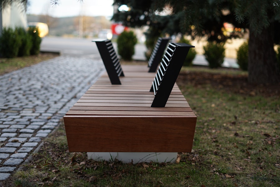 Radiator-parkbänk