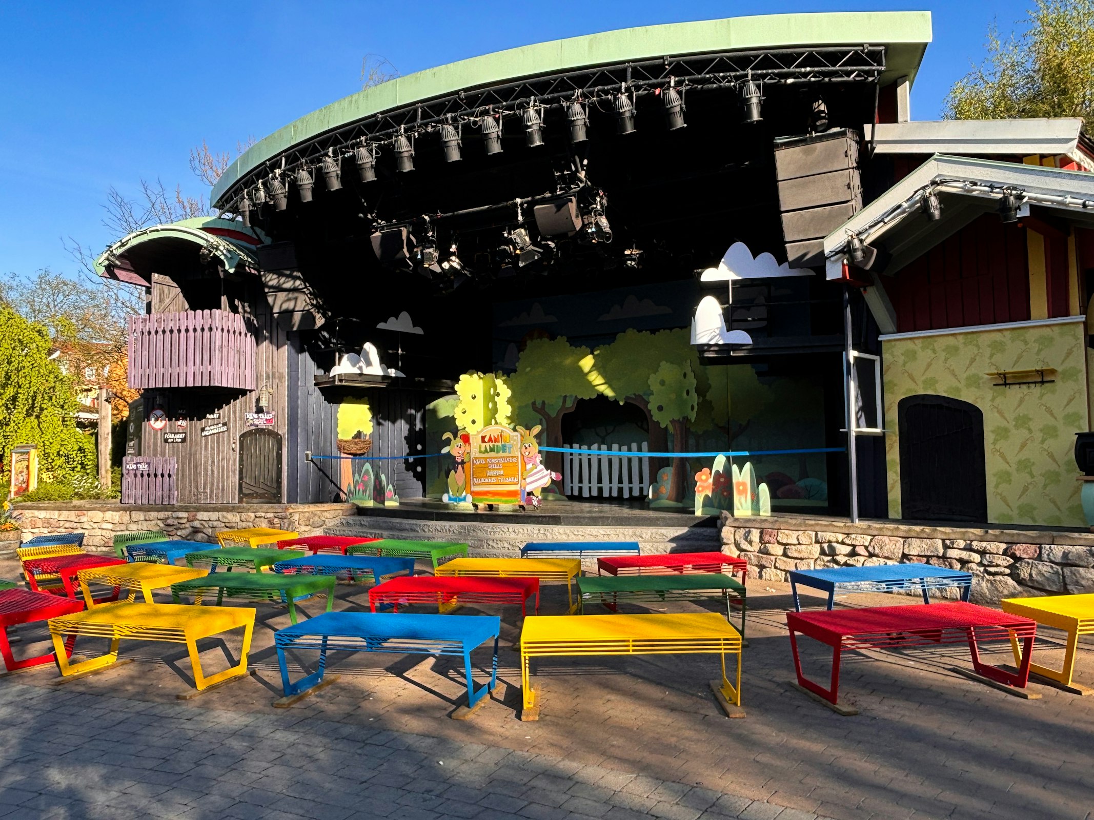 barka-three-parkbank-stal-liseberg