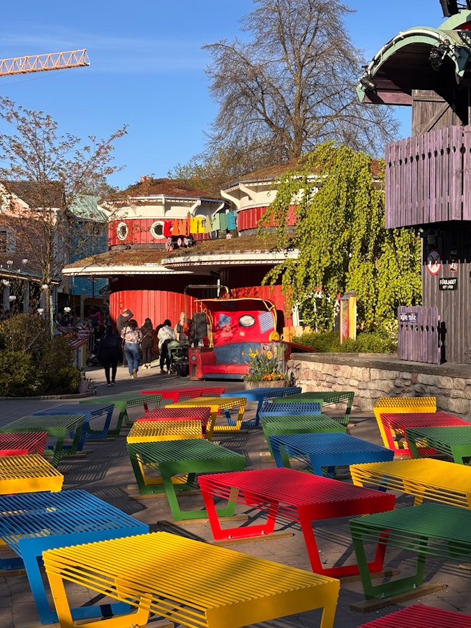 barka-three-parkbank-stal-liseberg-soma
