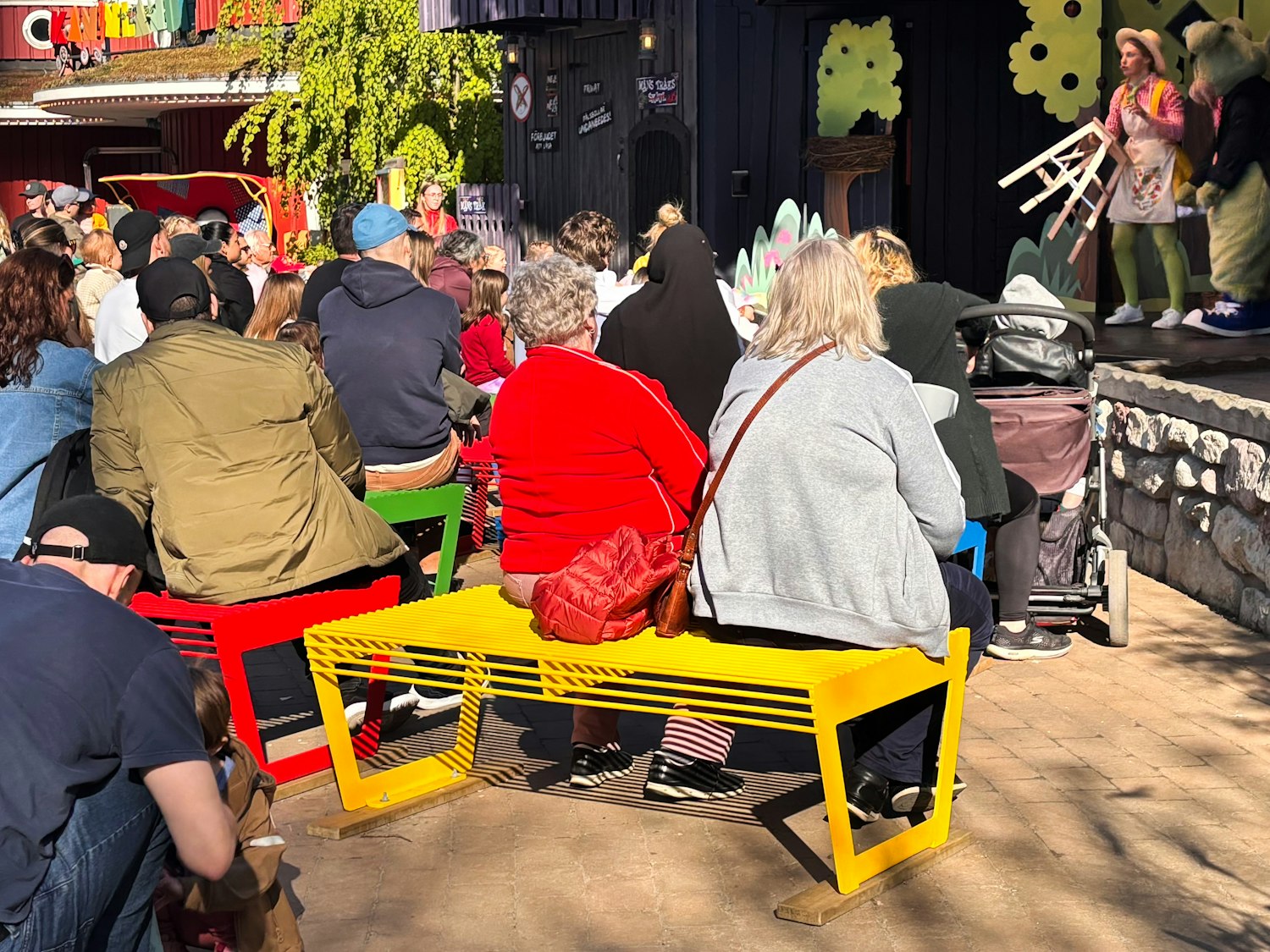 barka-three-parkbank-stal-liseberg-soma