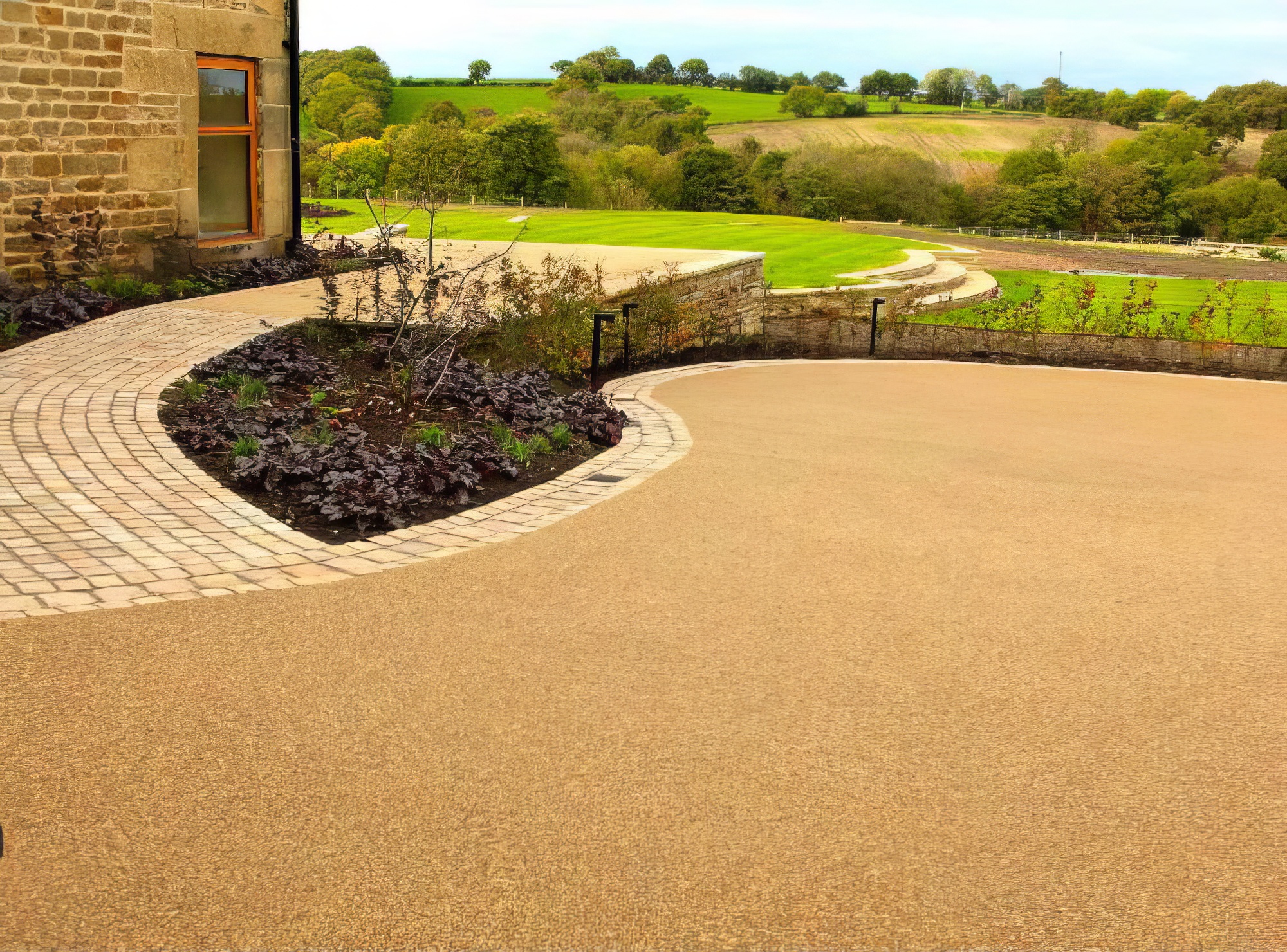Resin Forecourt