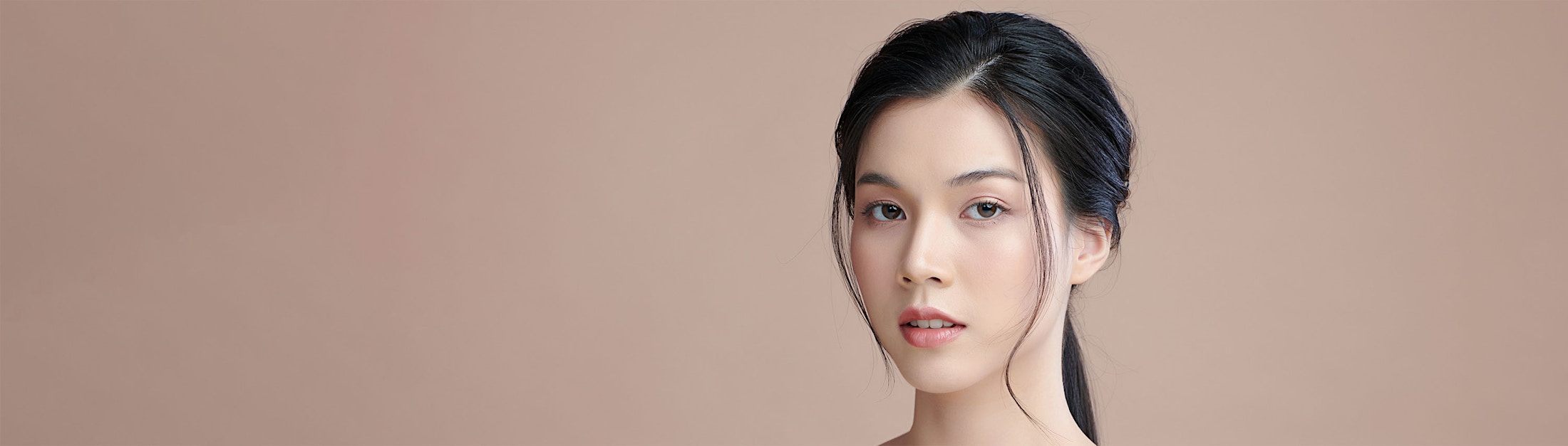 slight glance light mauve background