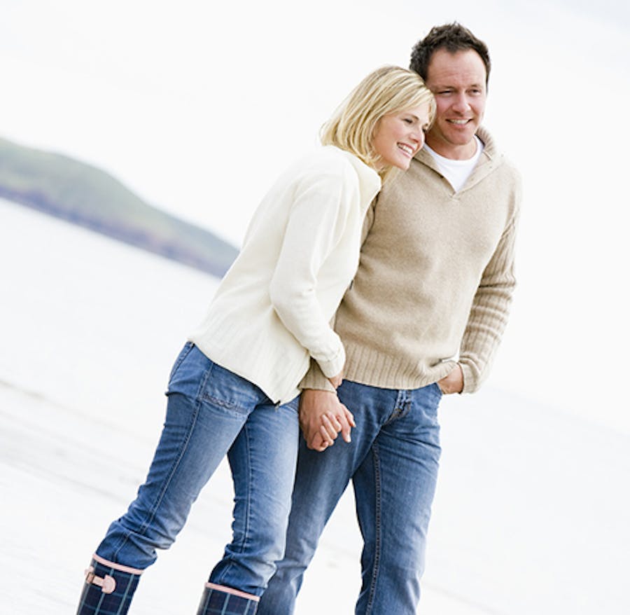 couple on the shoreline