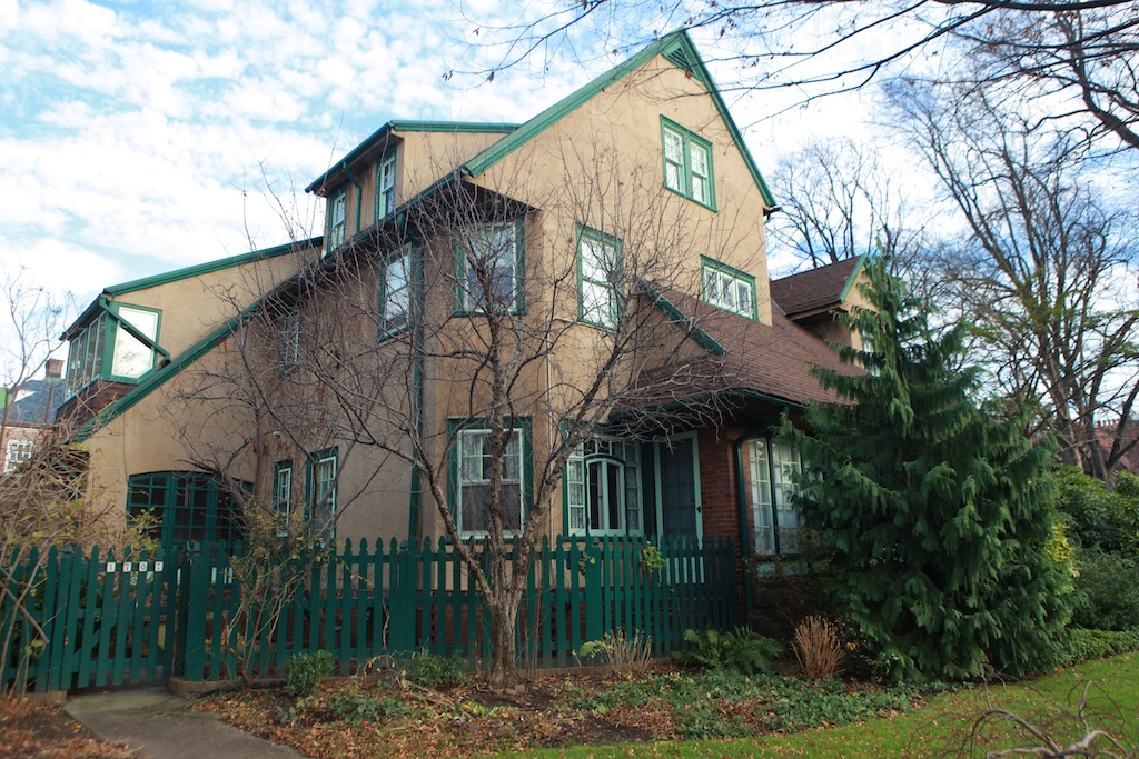 gladstien house 79.jpg