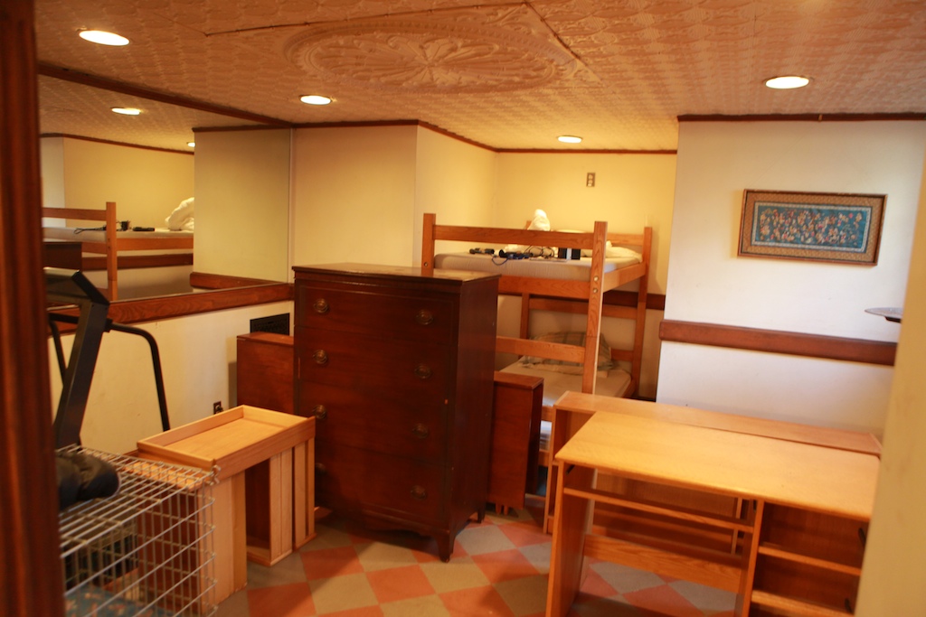 gladstien house 68.jpg