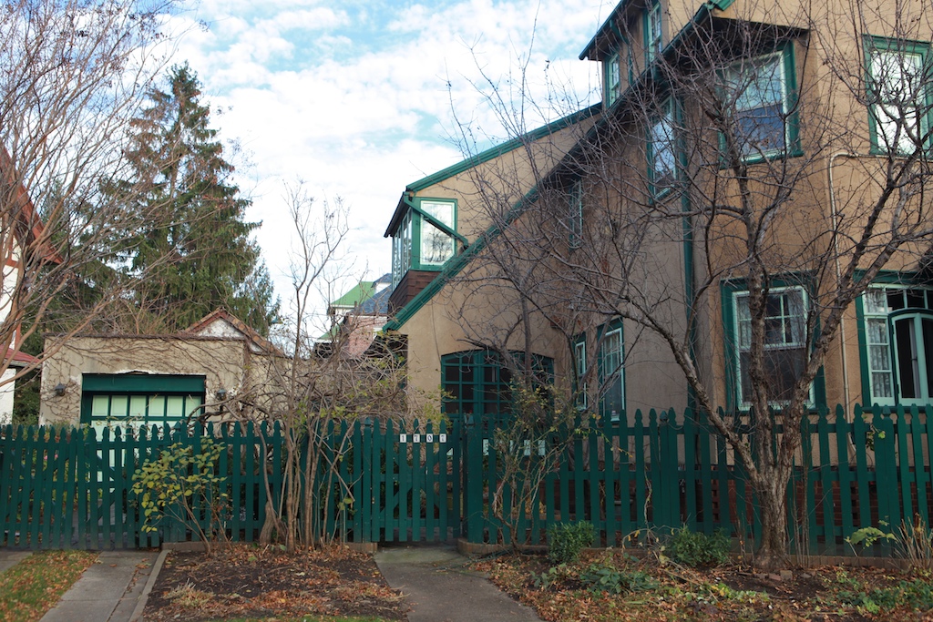 gladstien house 78.jpg