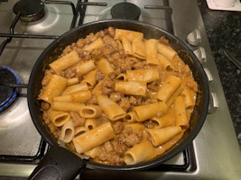 Spicy sausage pasta