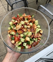A bowl of halloumi salad