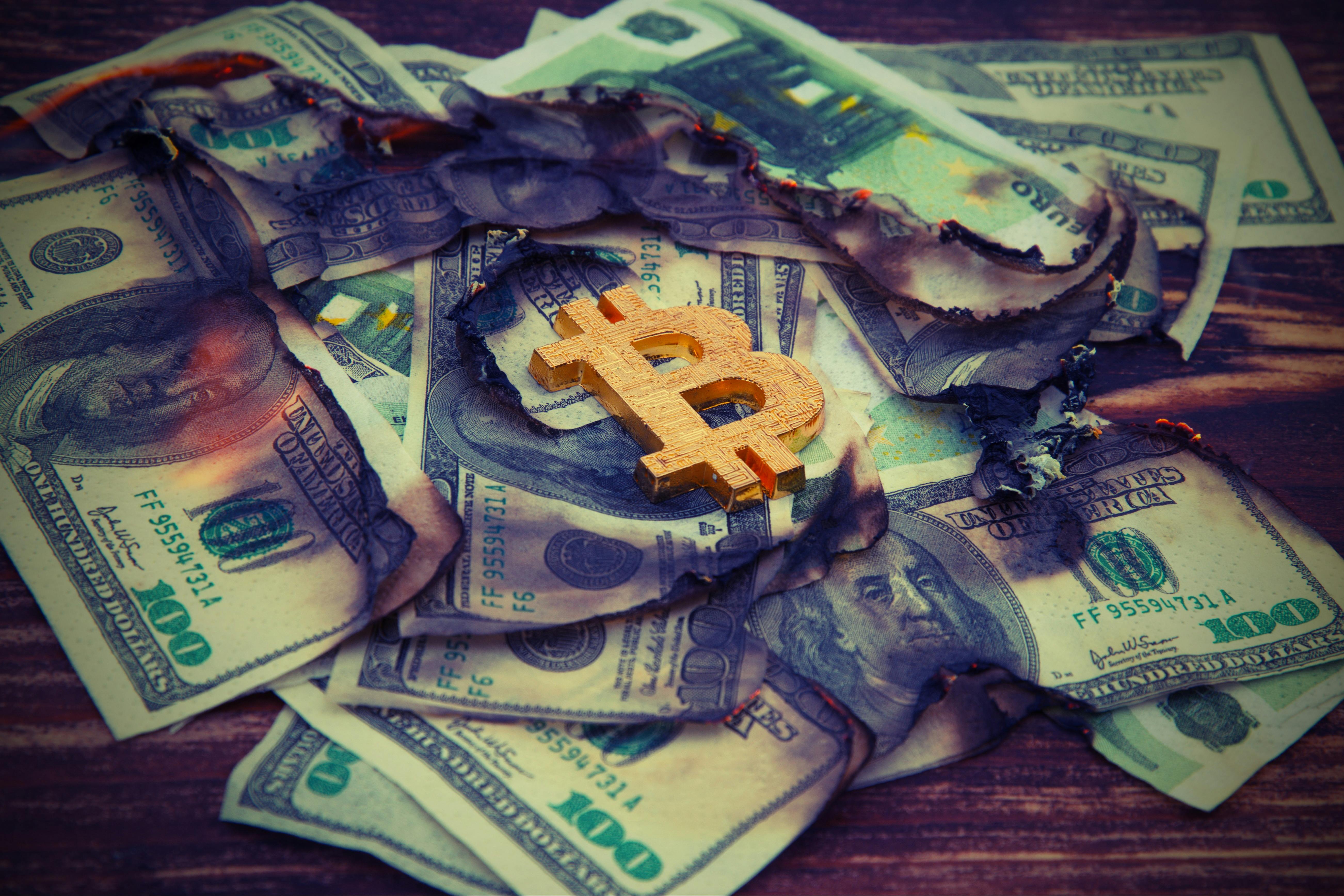 deflationary BTC