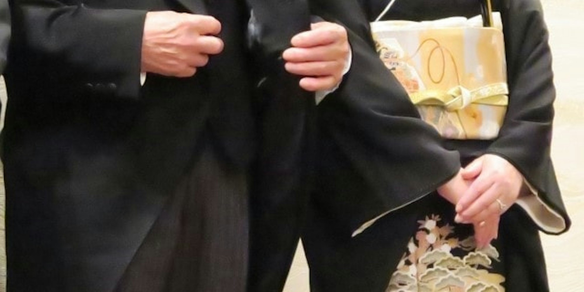 シーン別でみる黒留袖の選び方