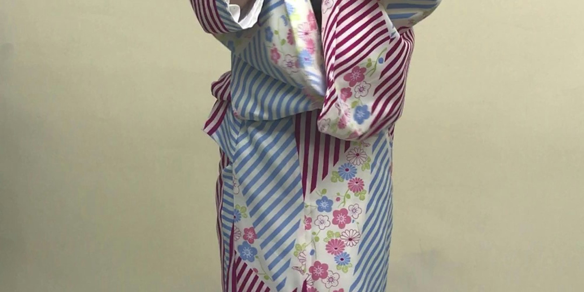 着物(浴衣)を着ているときのトイレの入り方_2