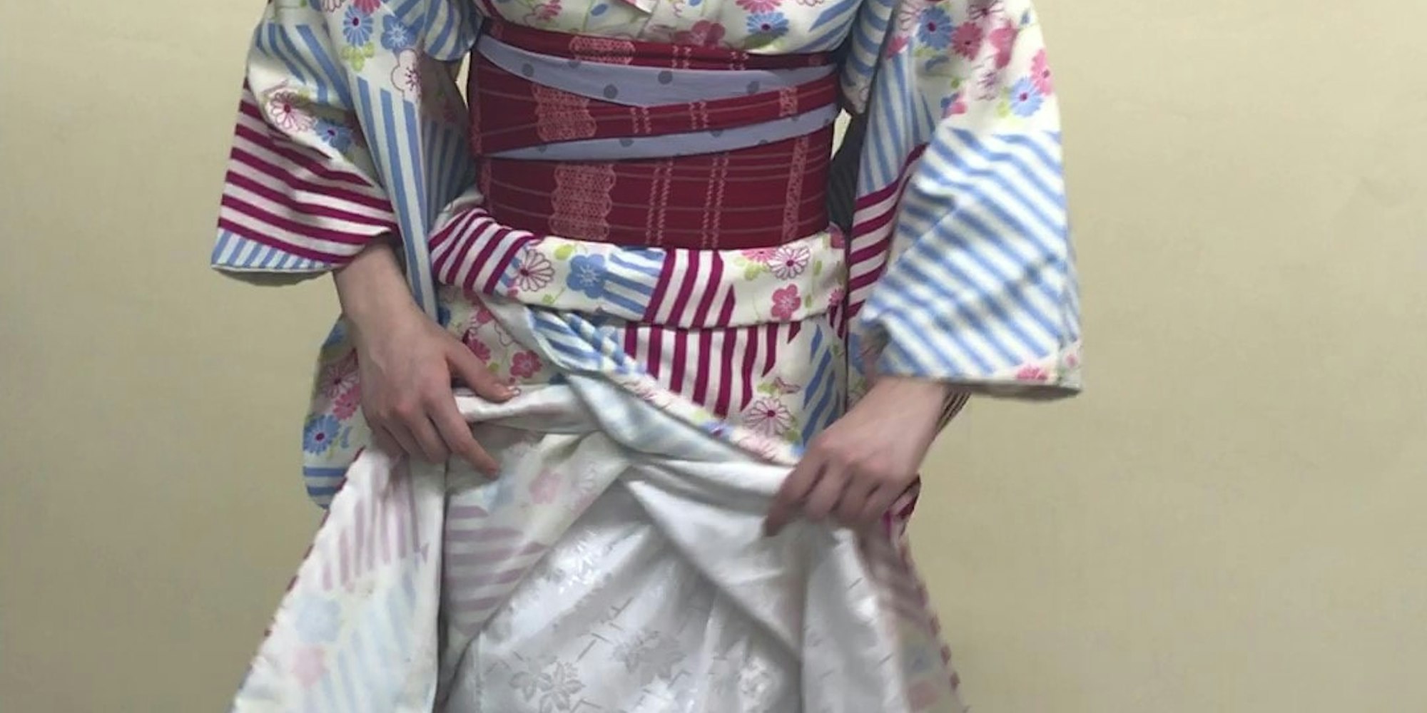 着物(浴衣)を着ているときのトイレに行った後に直し方_1