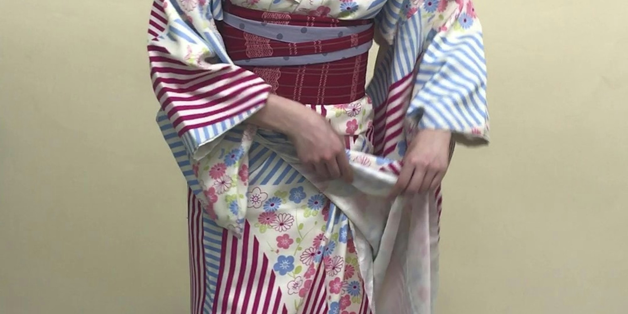 着物(浴衣)を着ているときのトイレに行った後に直し方_3