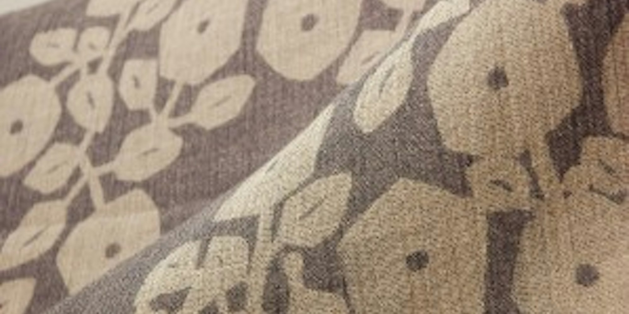 縮(ちぢみ)の浴衣とその魅力