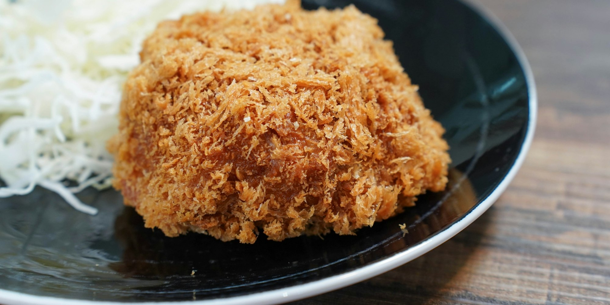 浅草グルメでは外せない!|浅草メンチ 浅草本店