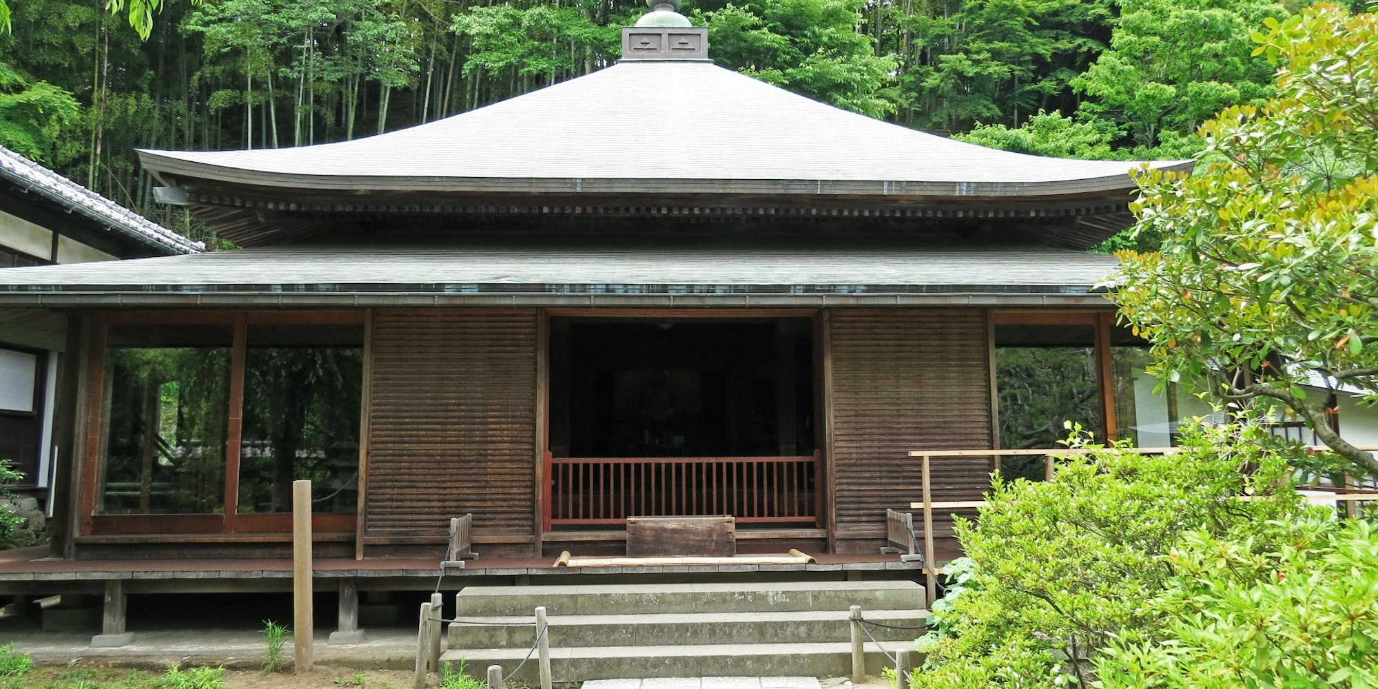 日曜には座禅会も|東慶寺