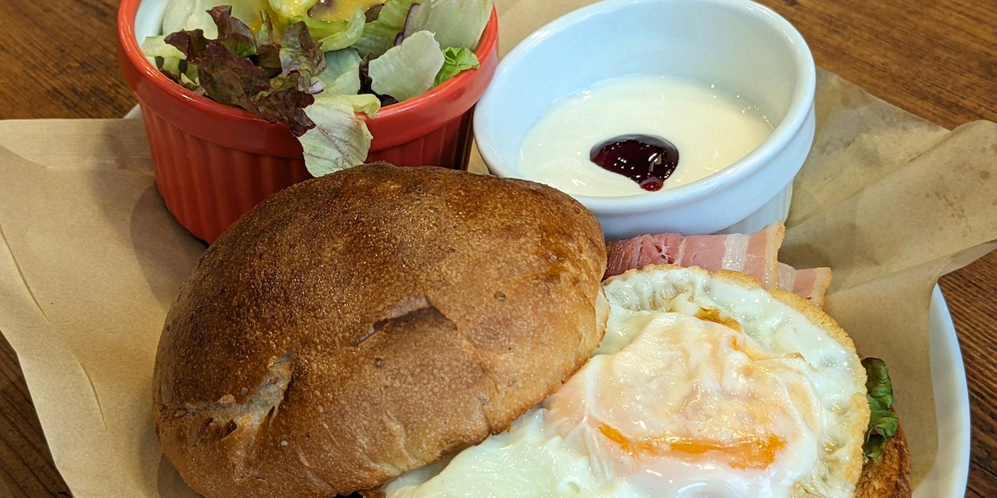 モーニングからディナーまでおしゃれな食事を|bills銀座