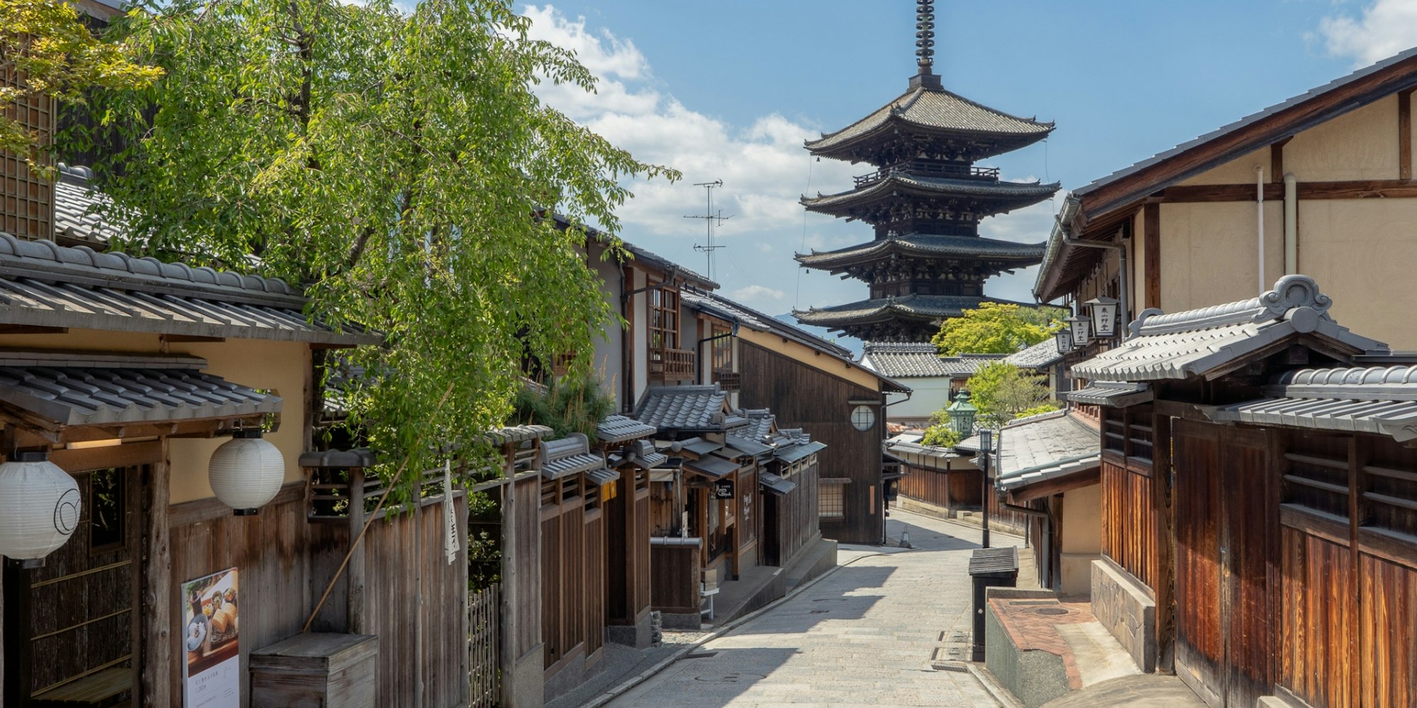 迫力満点、京都最古の塔|八坂の塔