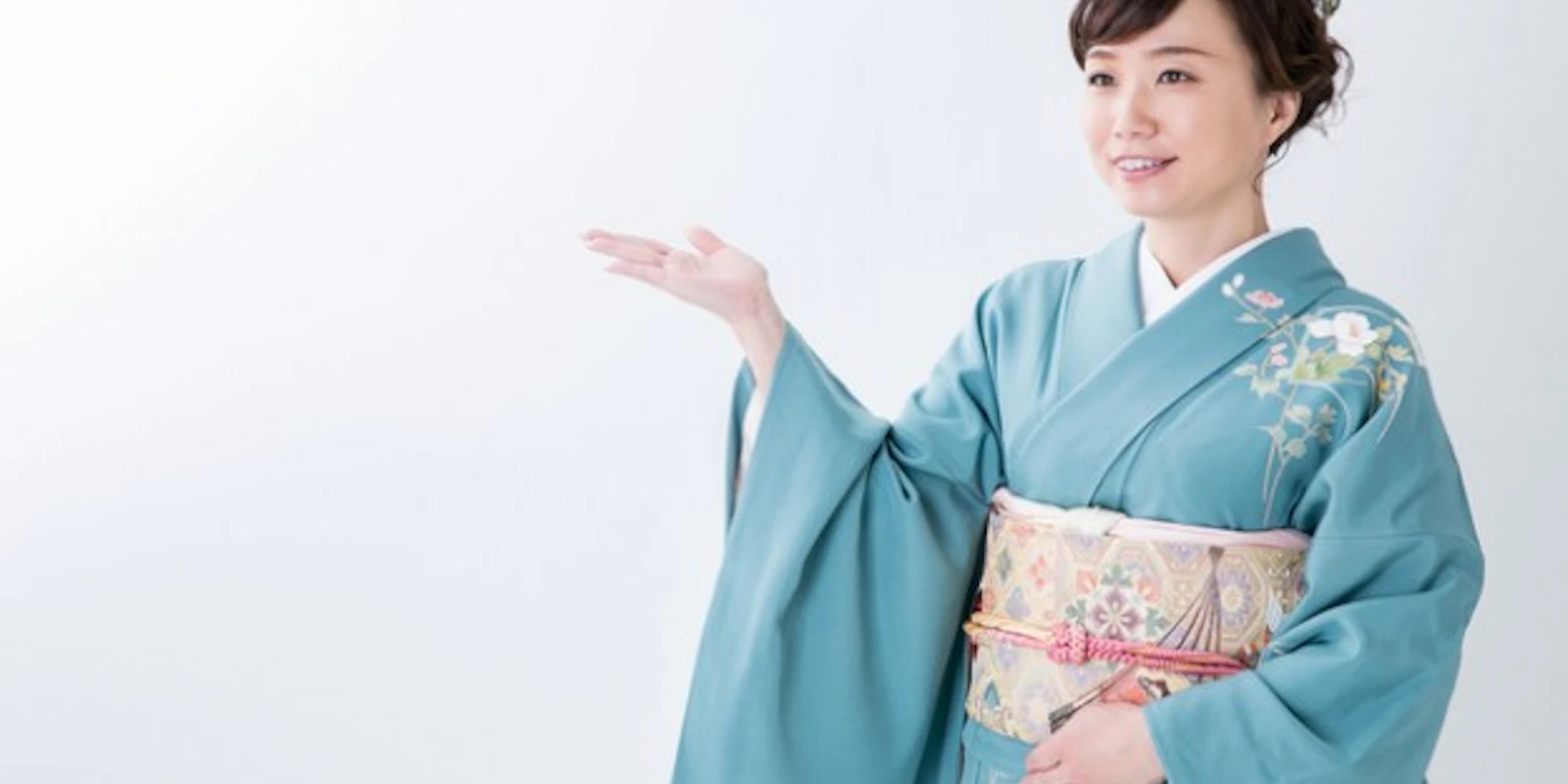 色留袖と訪問着の違いとは?格の違いはあるのか