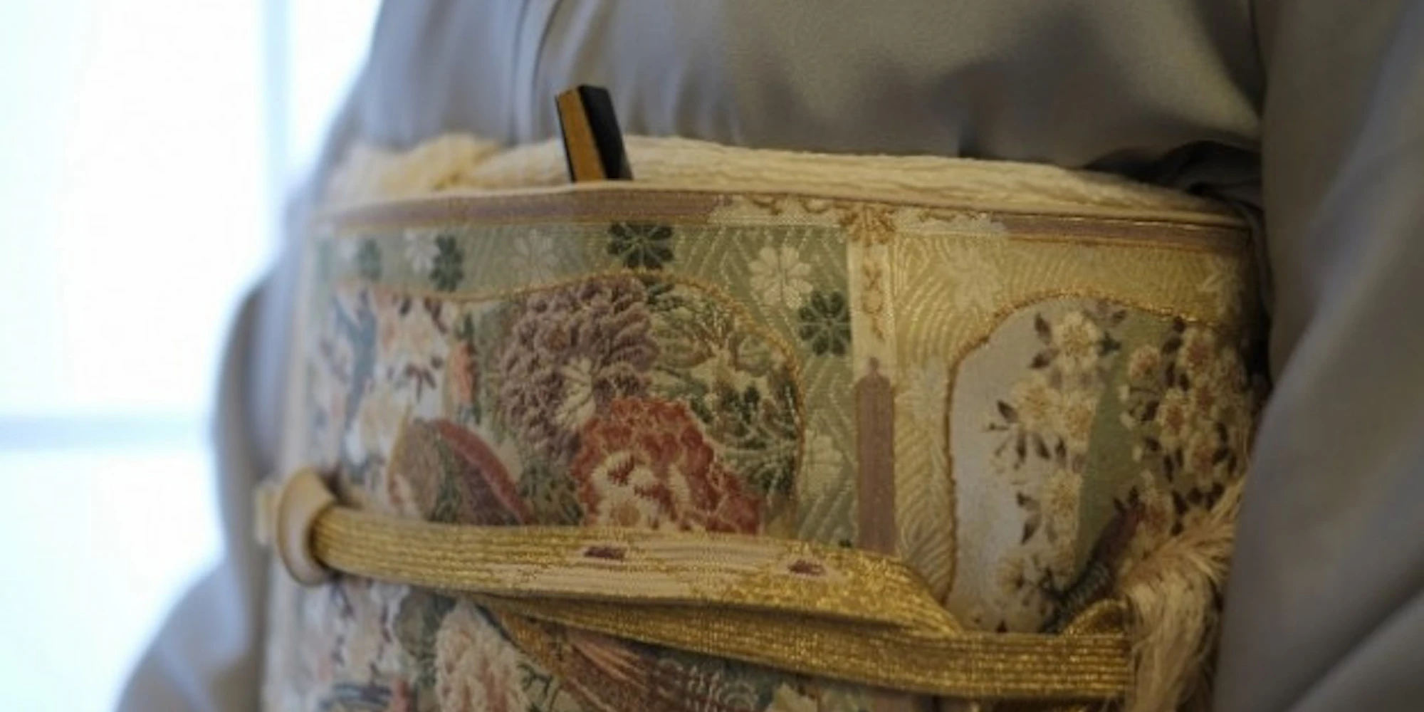 色留袖を着るときの帯の合わせ方は?