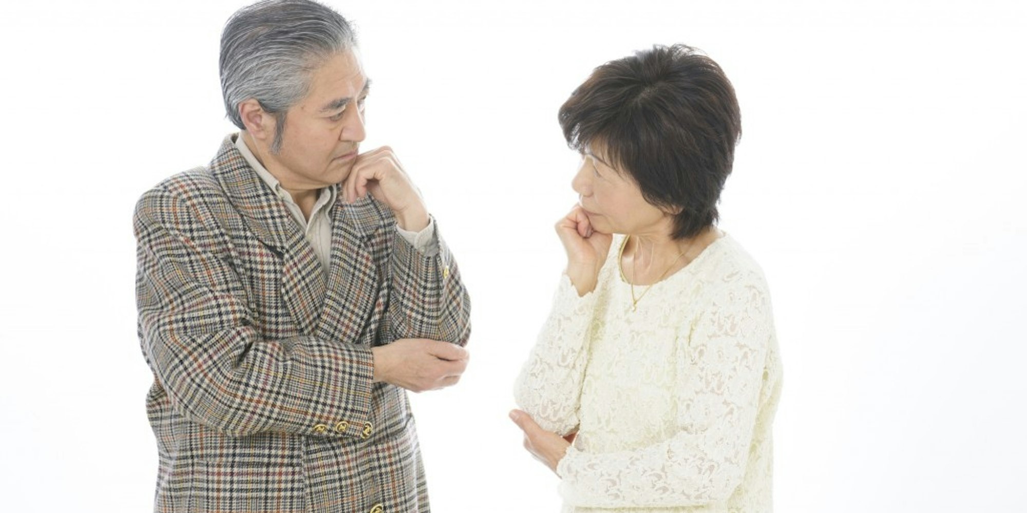 お宮参りに着用する祖母の服装は父方と母方で違う?