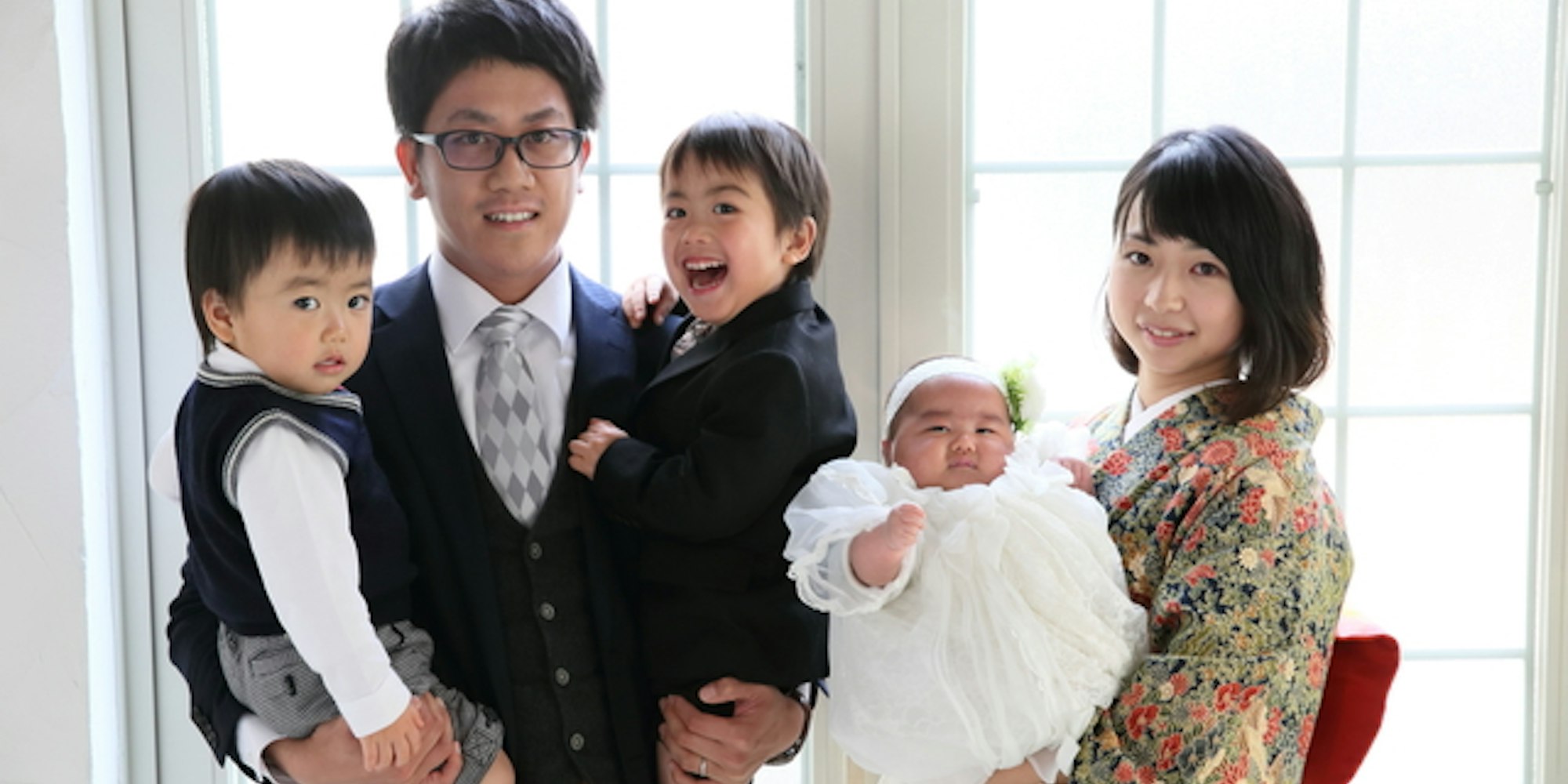 お宮参りの父親、母親の服装