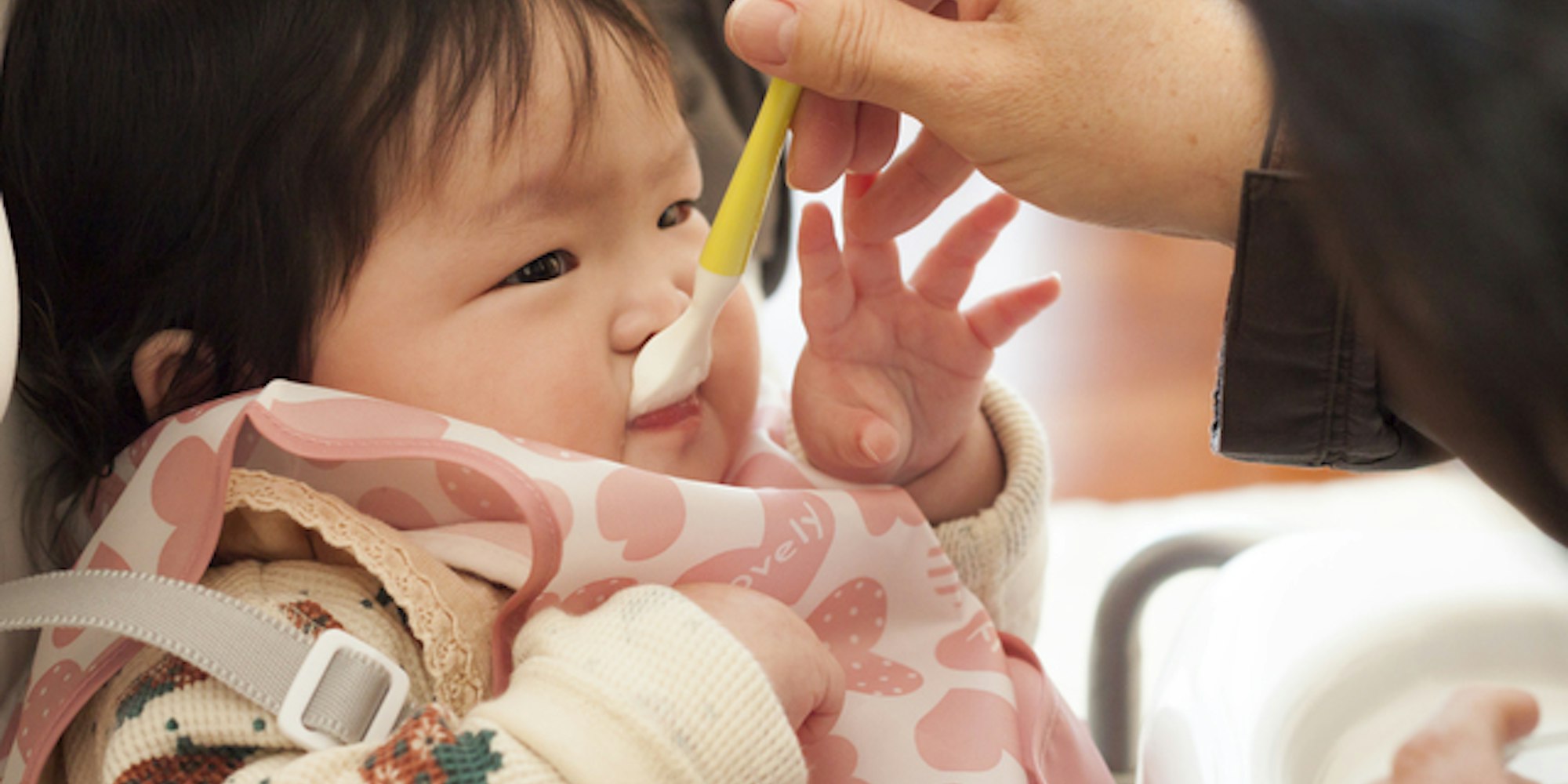 お宮参りによだれかけ(スタイ)が必須な理由、意味