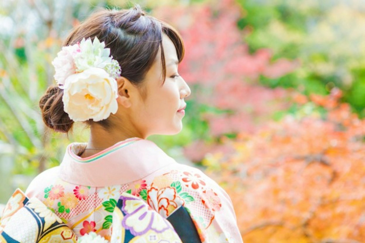 Eyecatch画像 | 振袖は既婚者でも着ていいの？既婚者は留袖じゃないといけないの？