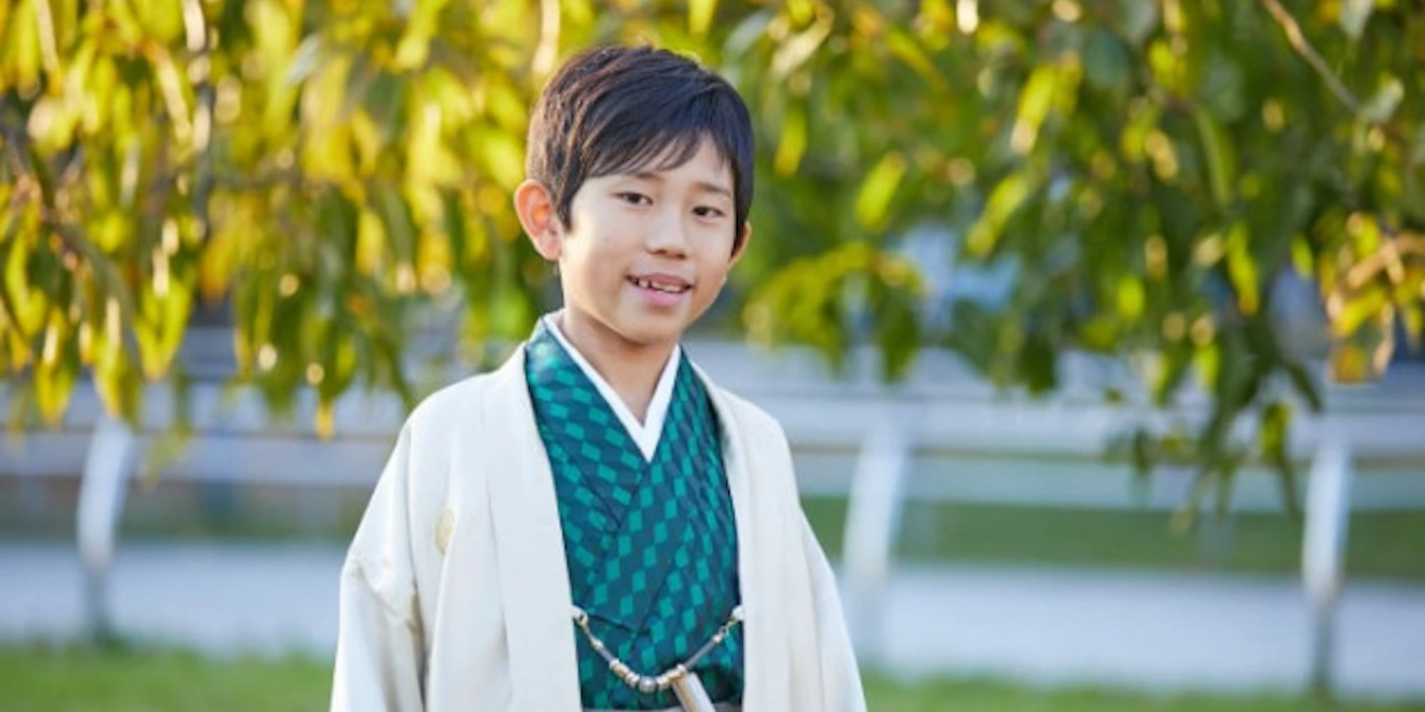 【1/2成人式】男の子の服装は?人気の衣装をまとめました!