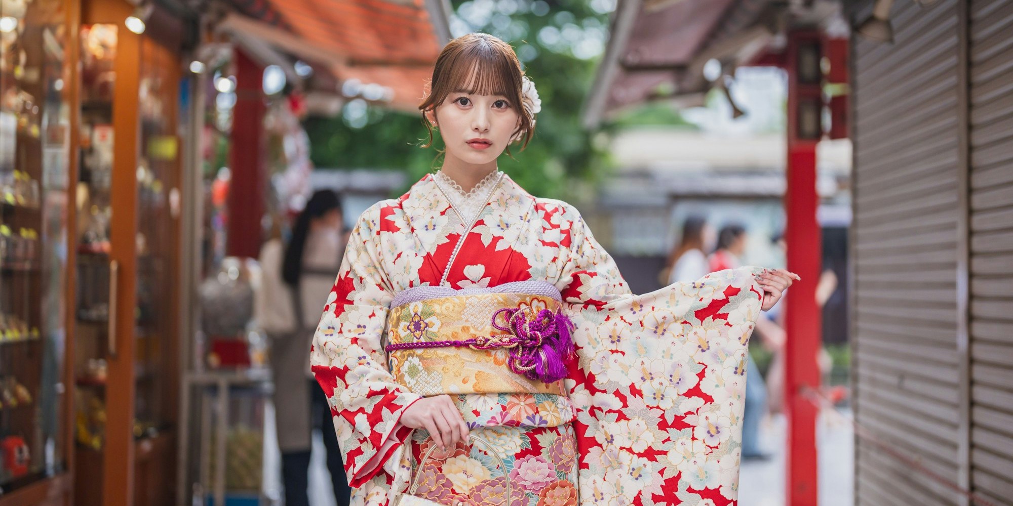 【着物の着方】結婚式で親族が振袖を着る時の注意点まとめ|京都着物レンタルwargo