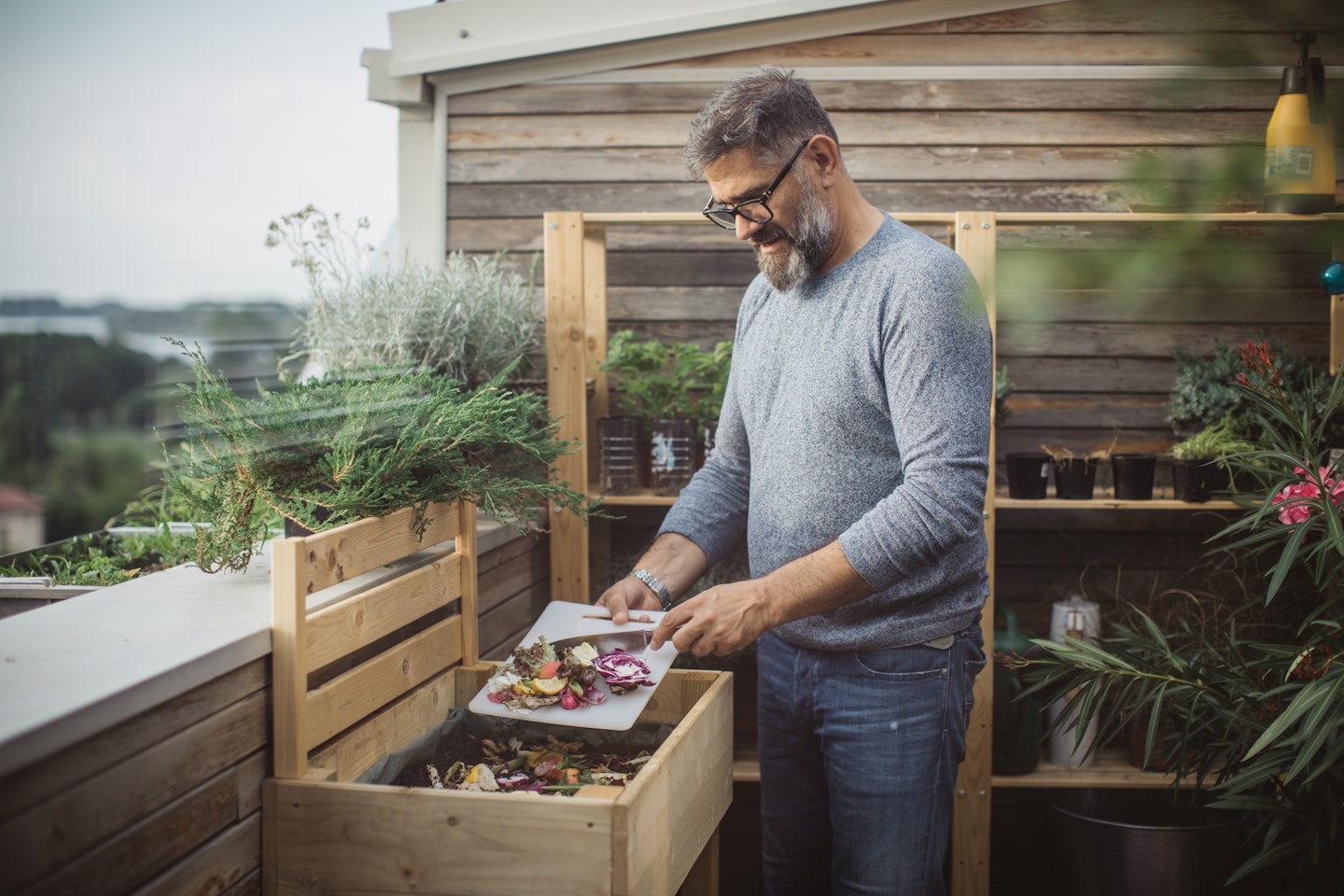 How-to Build a Compost Bin