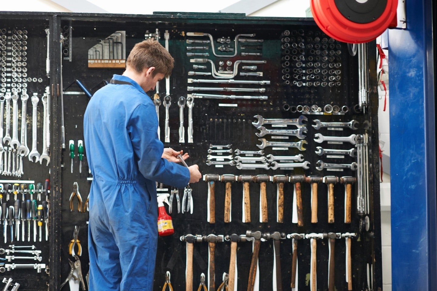 The Starter Tool Set Every New Auto Technician Needs