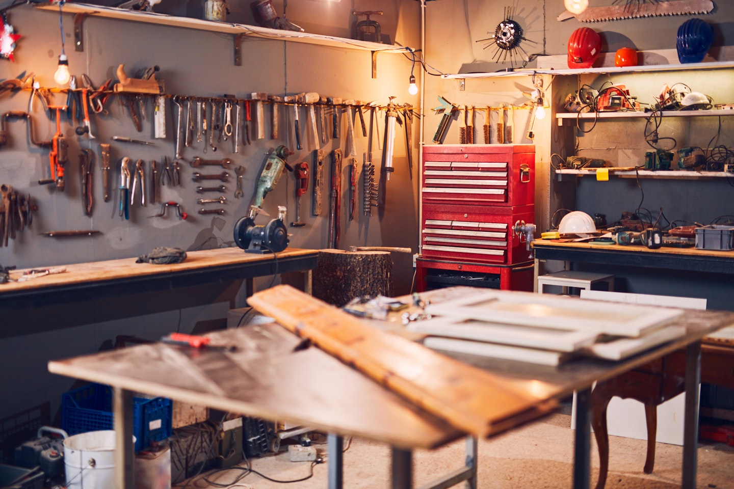DIY: Make a Live-Edge Wooden Side Table