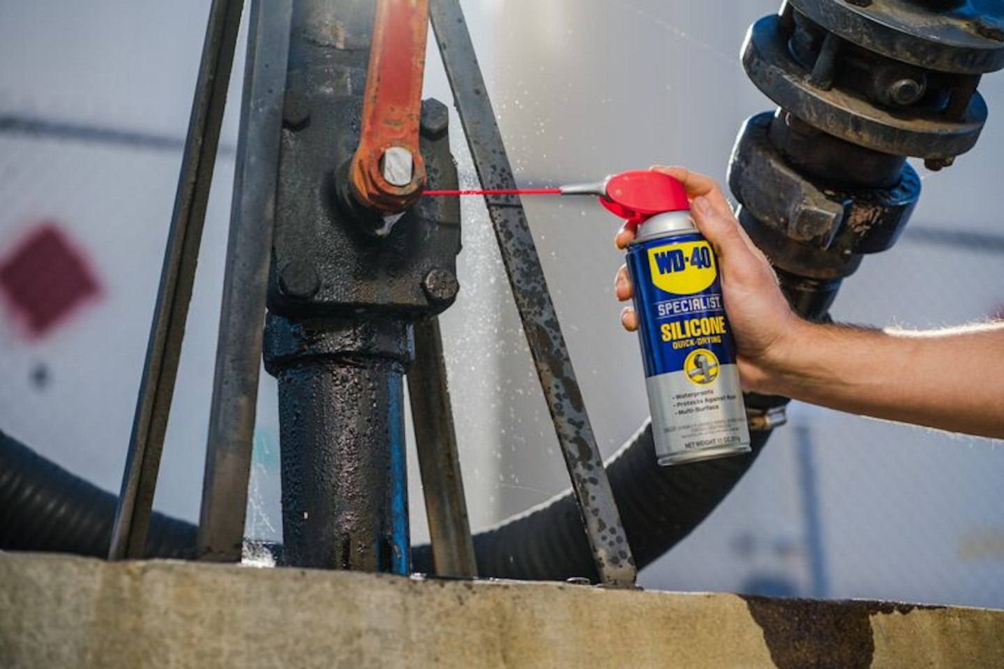 How Silicone Based Lubricants Simplify Maintenance
