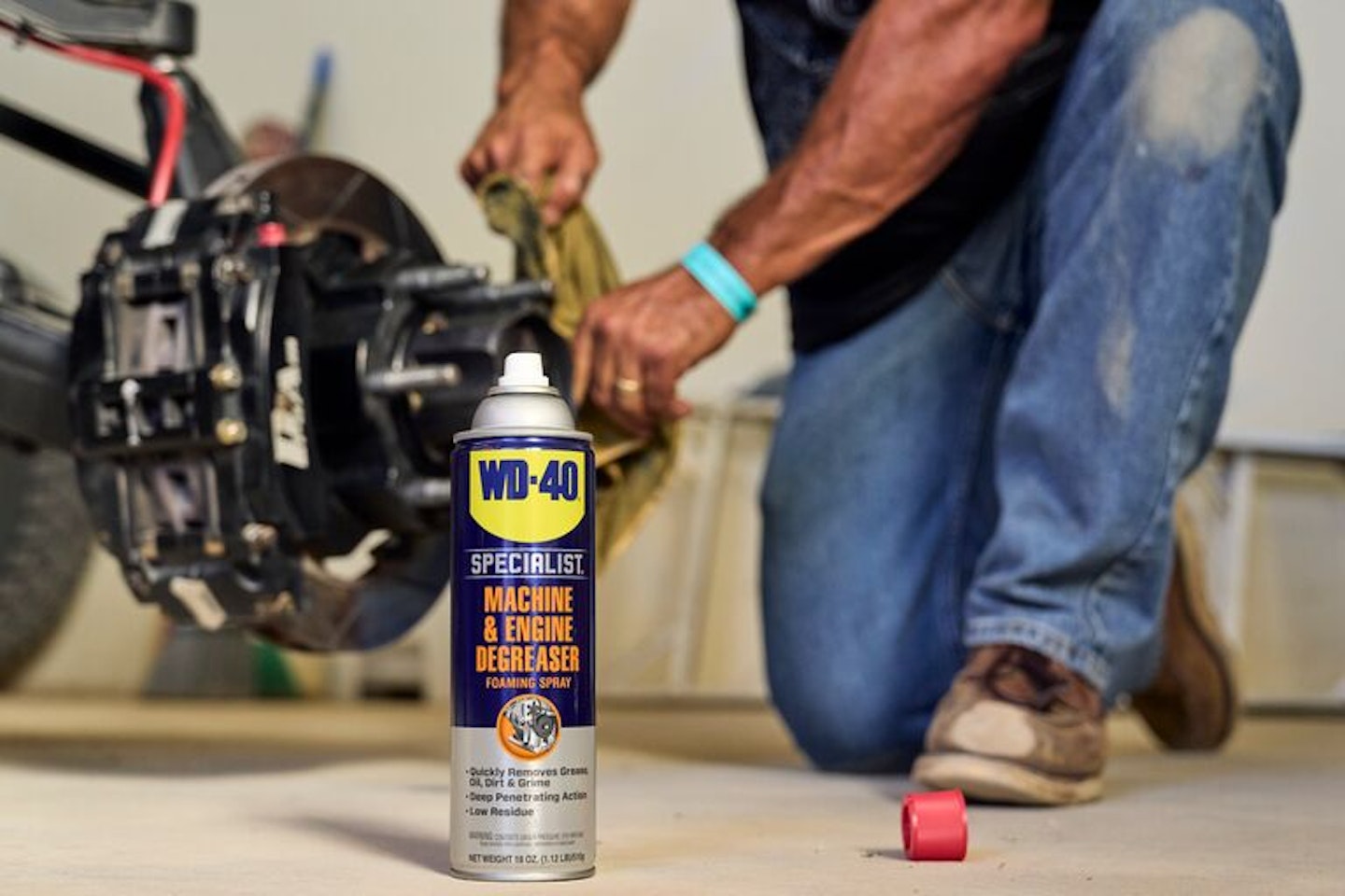 Step-by-Step Guide to Using Machine & Engine Degreaser