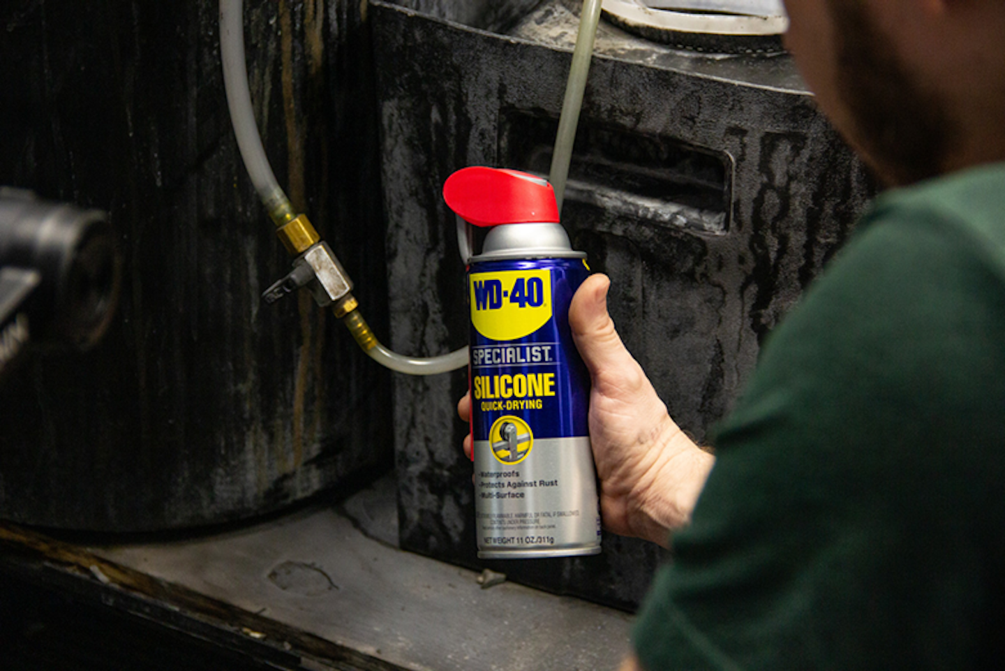 Common Applications of Silicone Lube for Facility & Equipment Maintenance