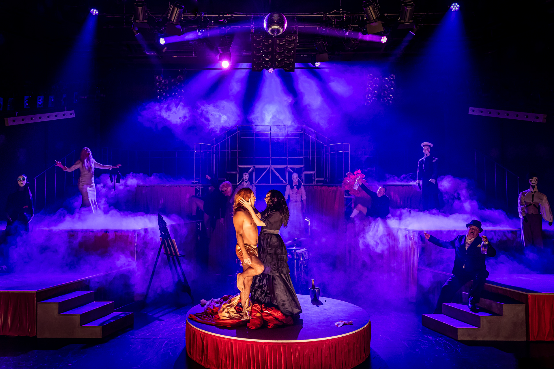 Föreställningsfoto från "Monsieur Venus". Foto: Jenny Baumgartner