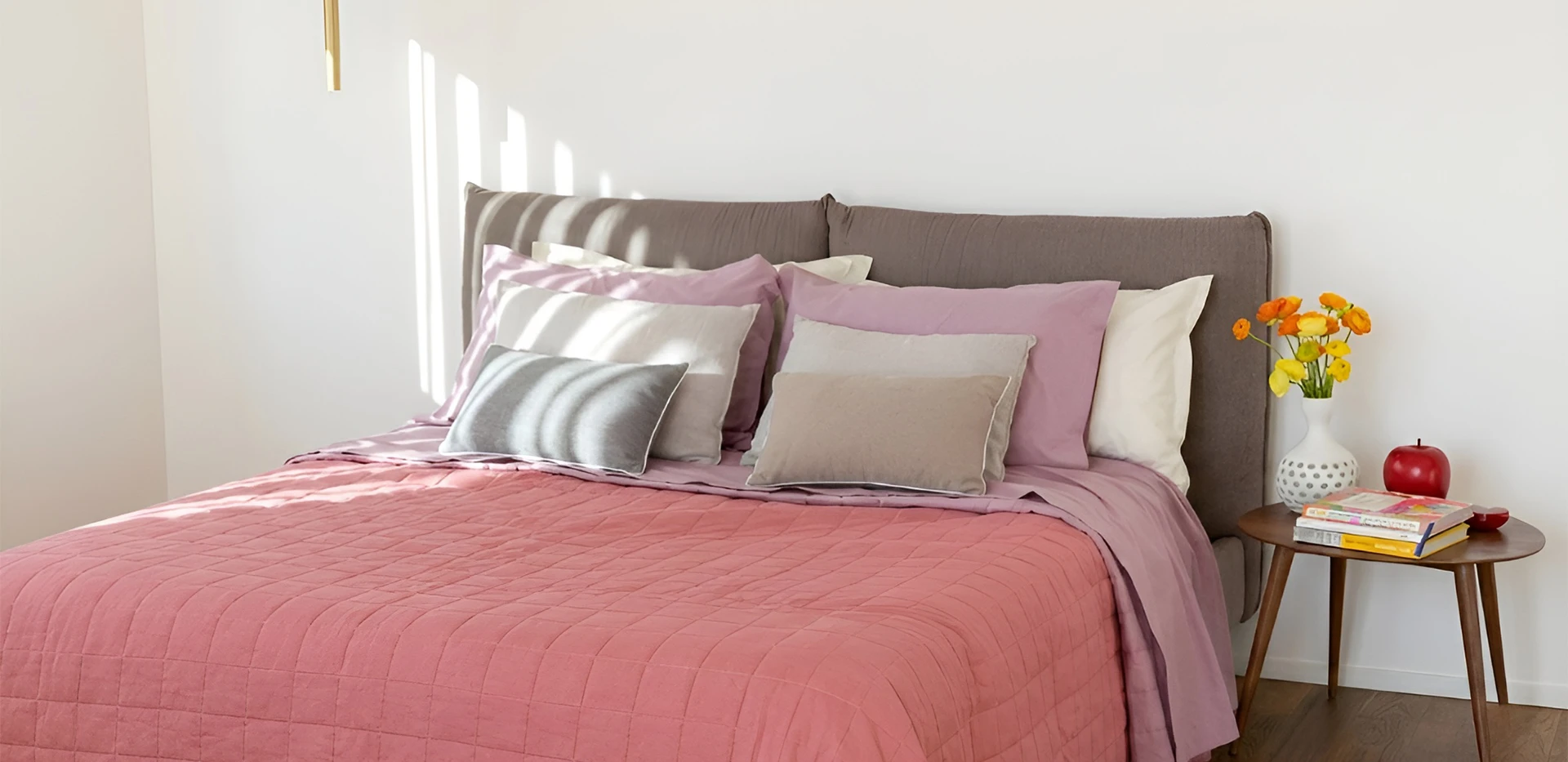 <p class="text-montserrat">Scopri la linea Paint</p>