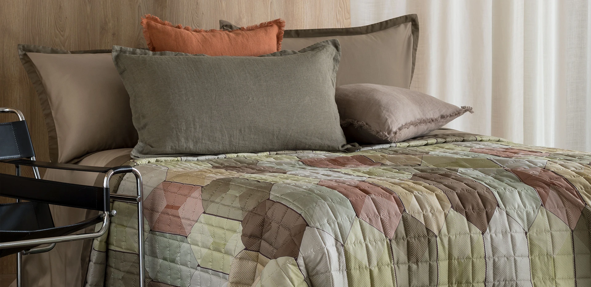 <p>Nuova Collezione</p>