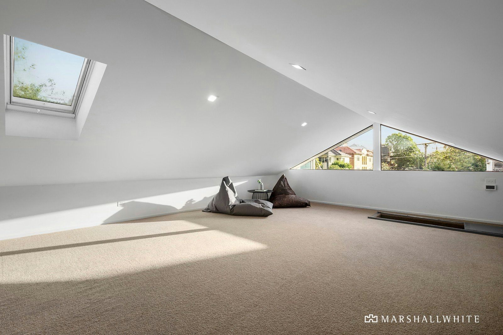 6 Irymple Avenue, St Kilda, VIC