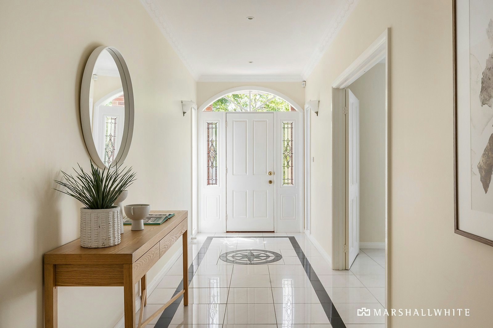 8 Martin Crescent, Glen Iris, VIC