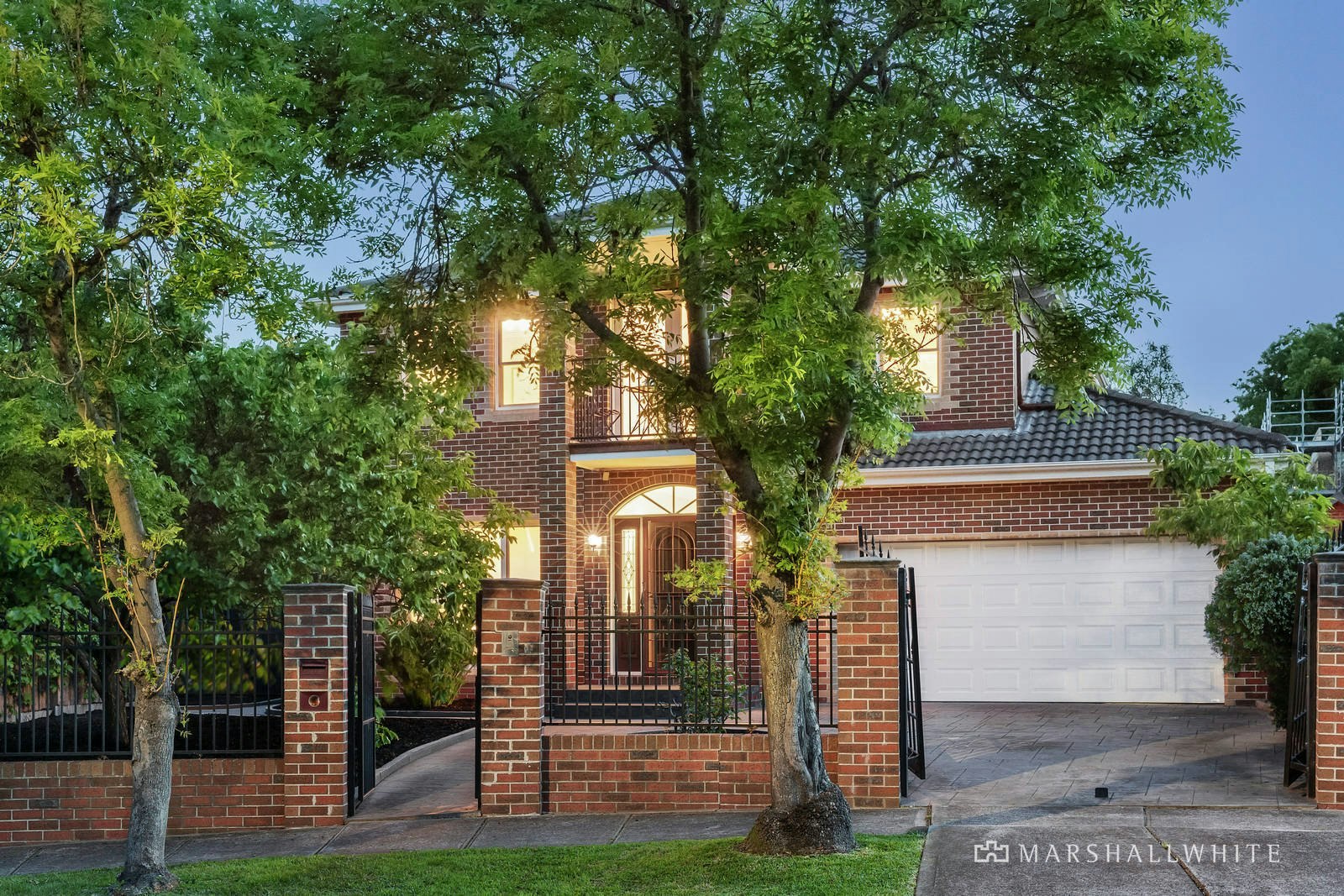 8 Martin Crescent, Glen Iris, VIC