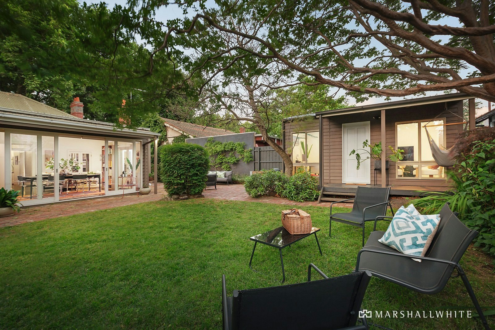 25 Rothesay Avenue, Elwood, VIC