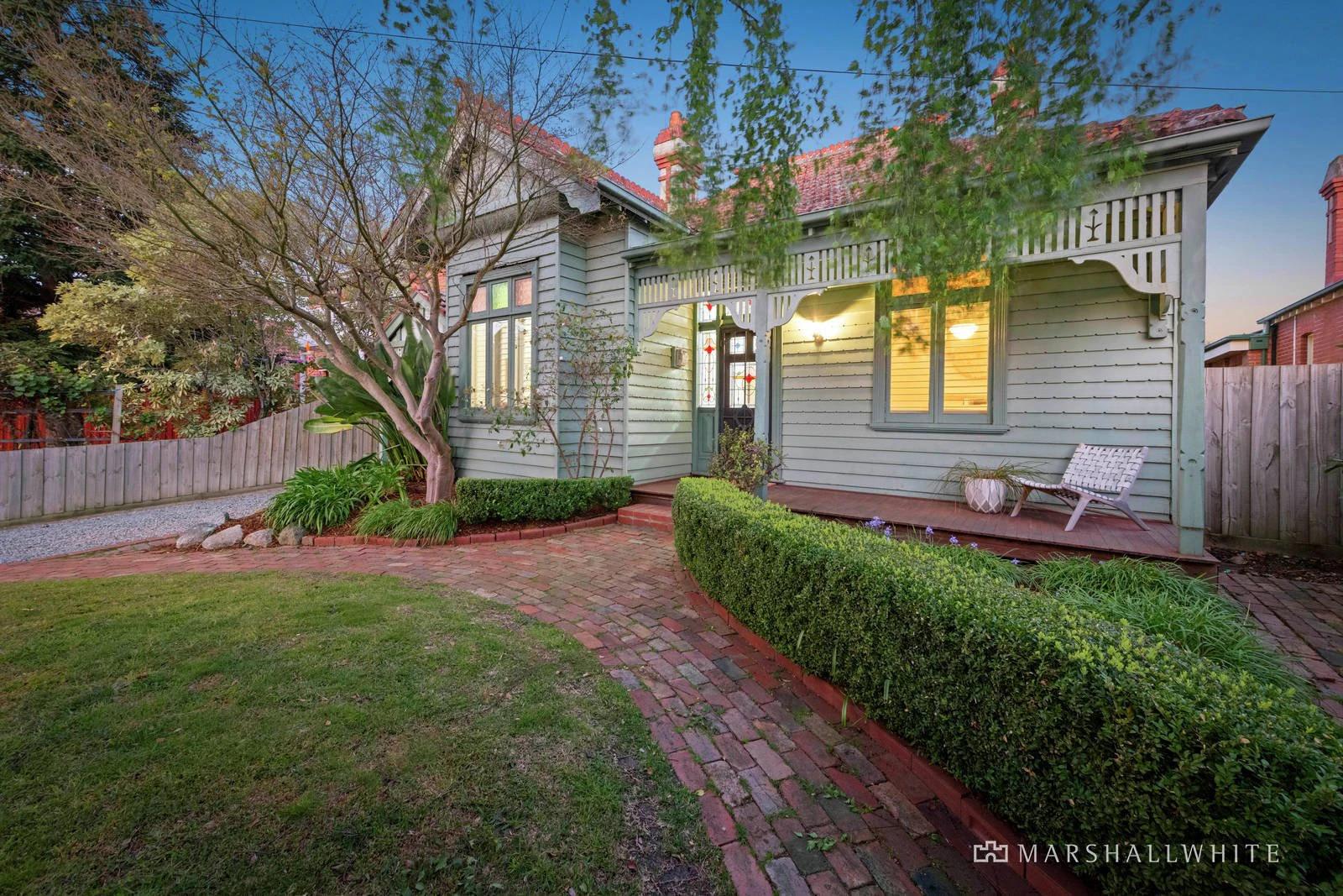 16 Tooronga Road, Malvern East, 3145