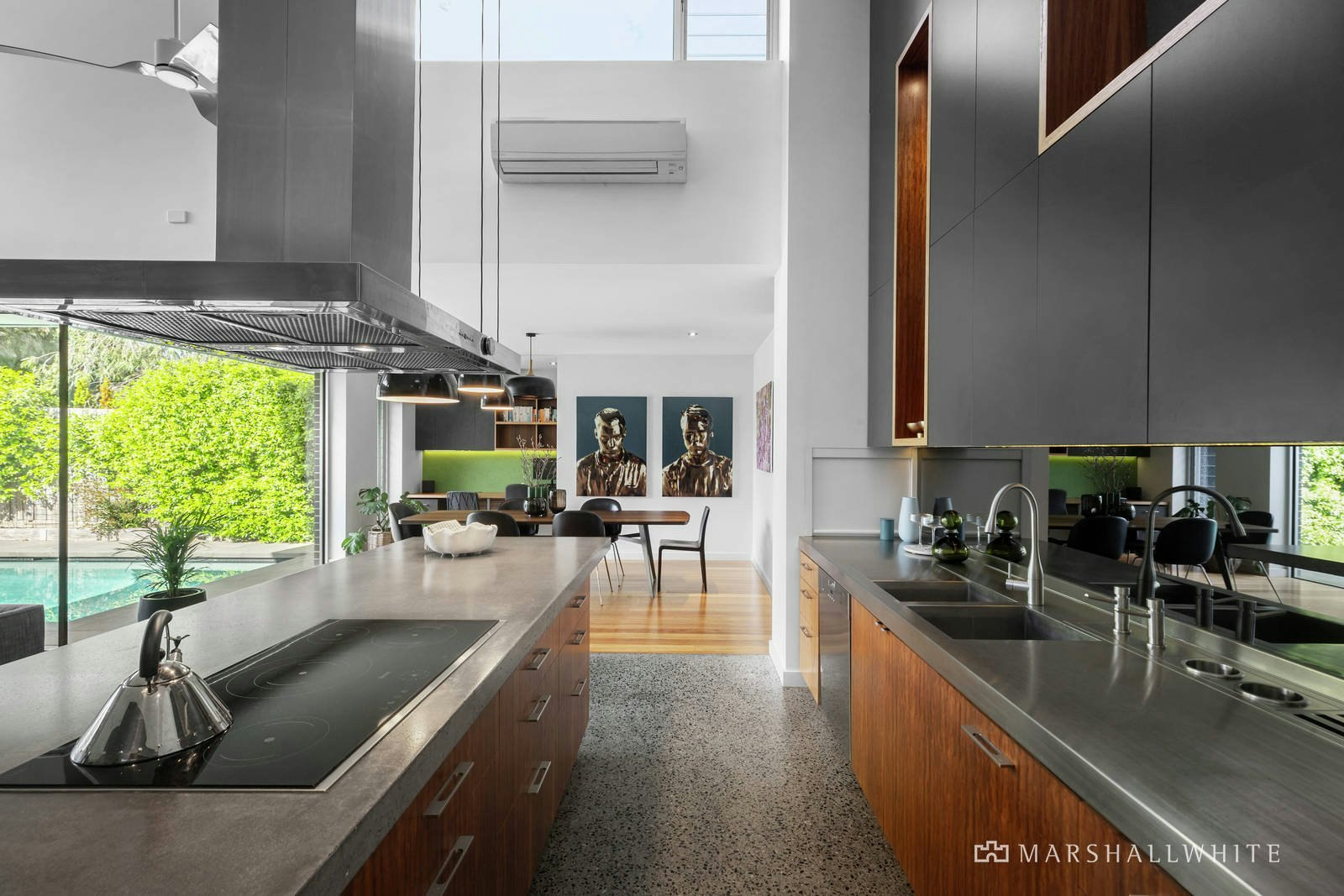 42 Trevelyan Street, Elsternwick, VIC