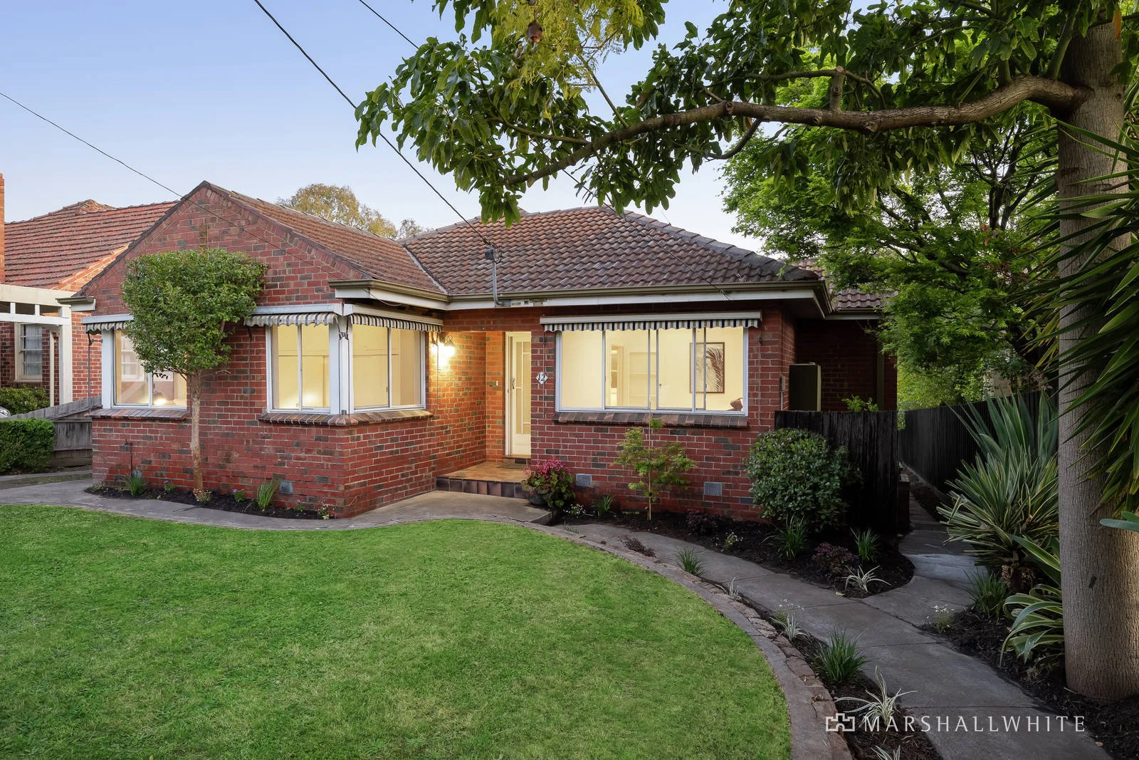 12 Bath Road, Glen Iris, VIC