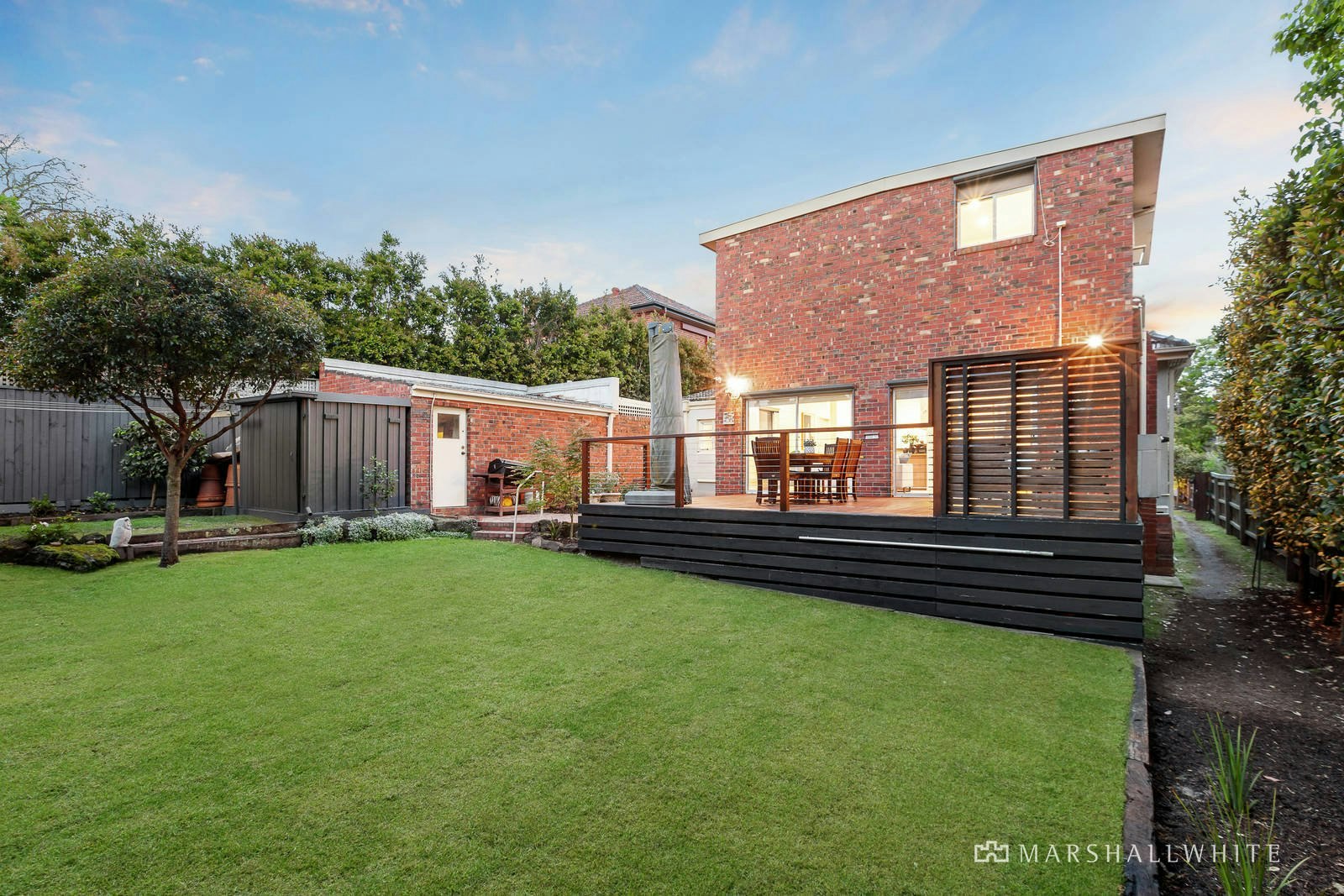 8 Tower Hill Road, Glen Iris, VIC