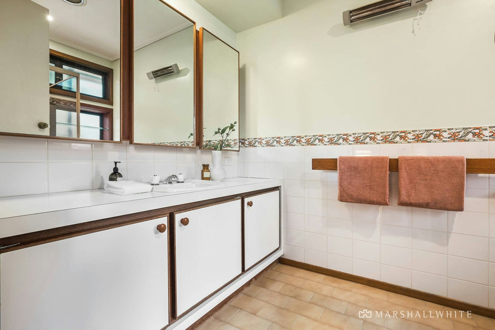 11 Greta Court, Highett, VIC