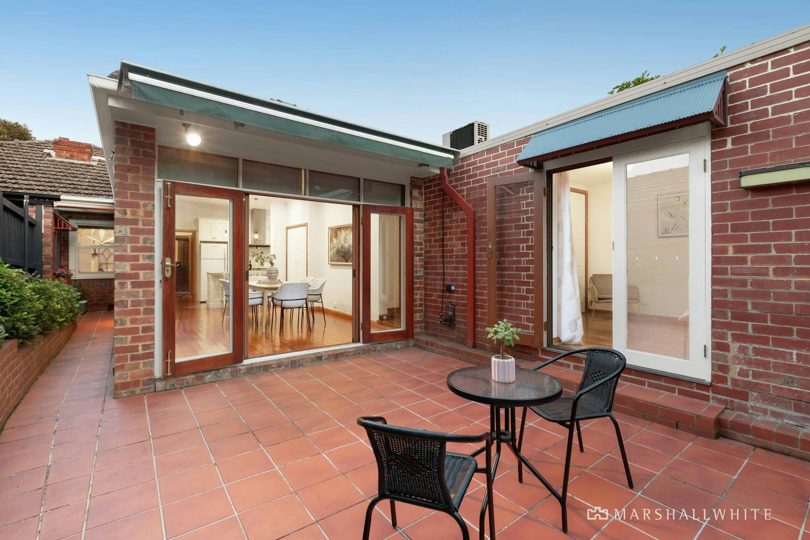 28 Essex Street, Glen Iris, VIC